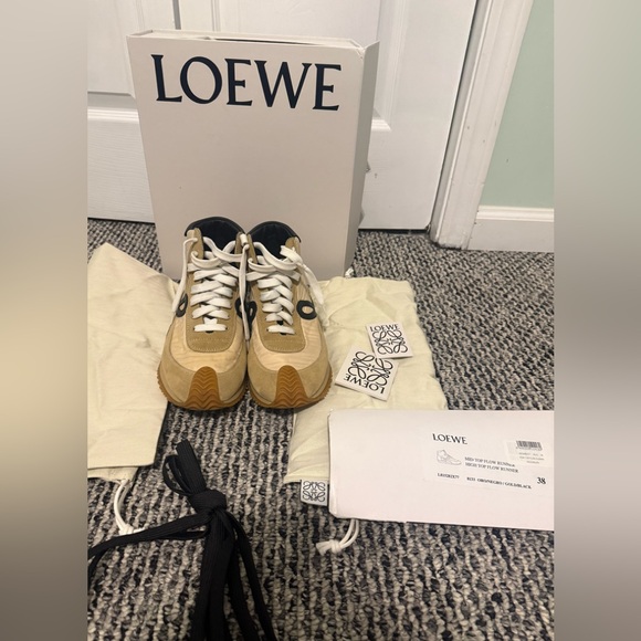 Loewe Beige, White & Black Retro Runner Sneakers High Top size 38 full set - Picture 2 of 10